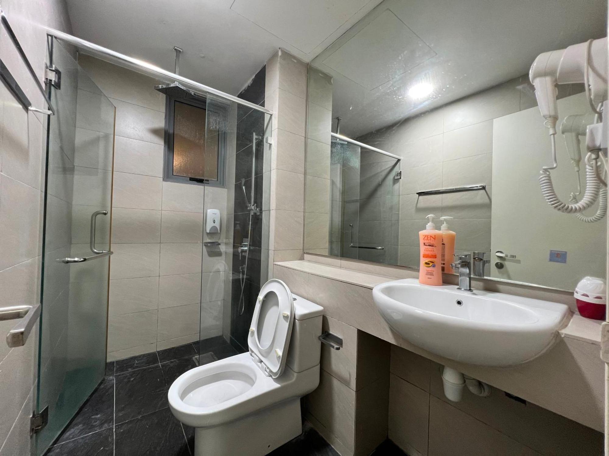 Capital O 90987 The Loft Residences Homestay @ Imago Shopping Mall 2 Kampong Sembulan المظهر الخارجي الصورة