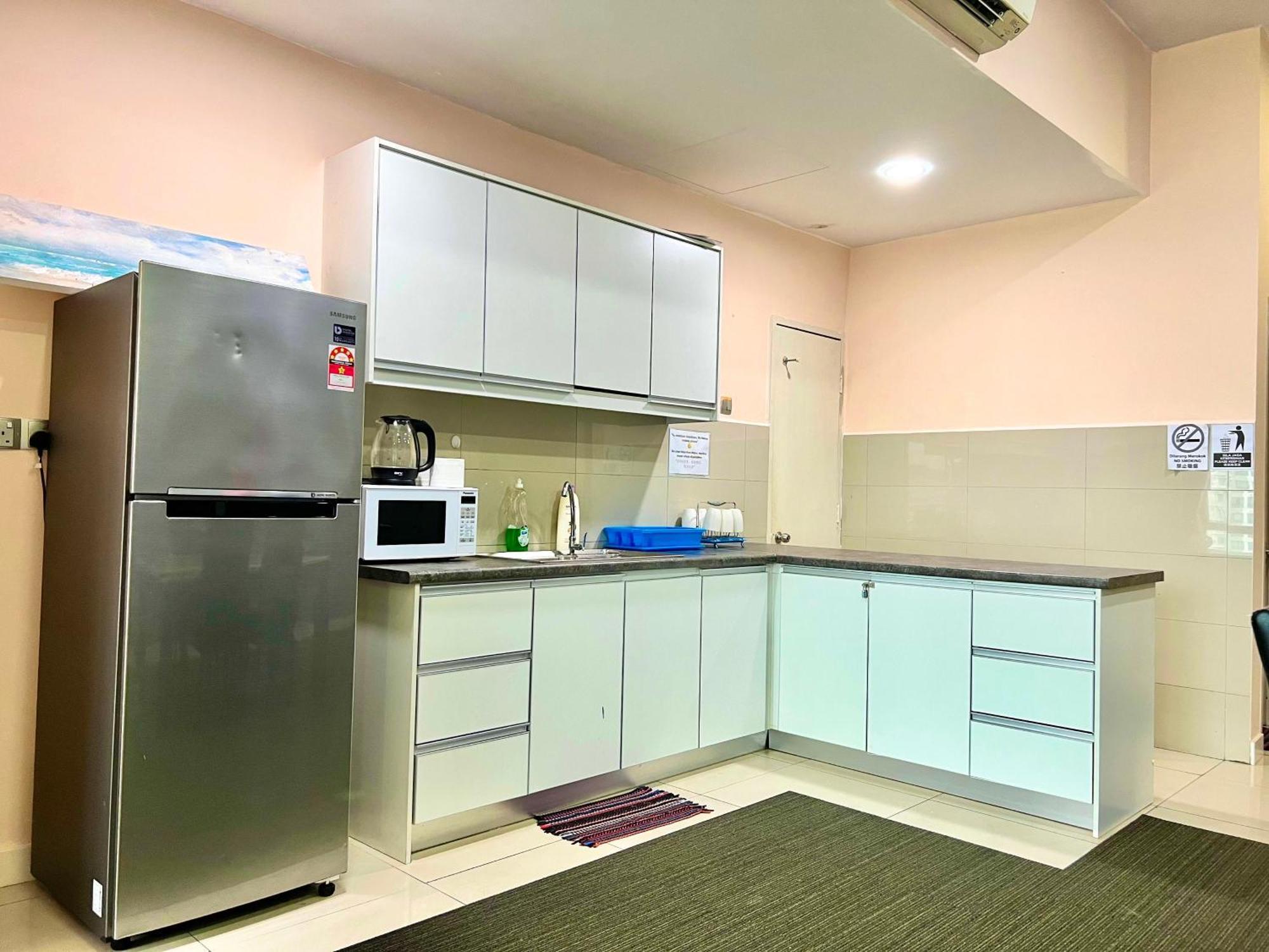 Capital O 90987 The Loft Residences Homestay @ Imago Shopping Mall 2 Kampong Sembulan المظهر الخارجي الصورة